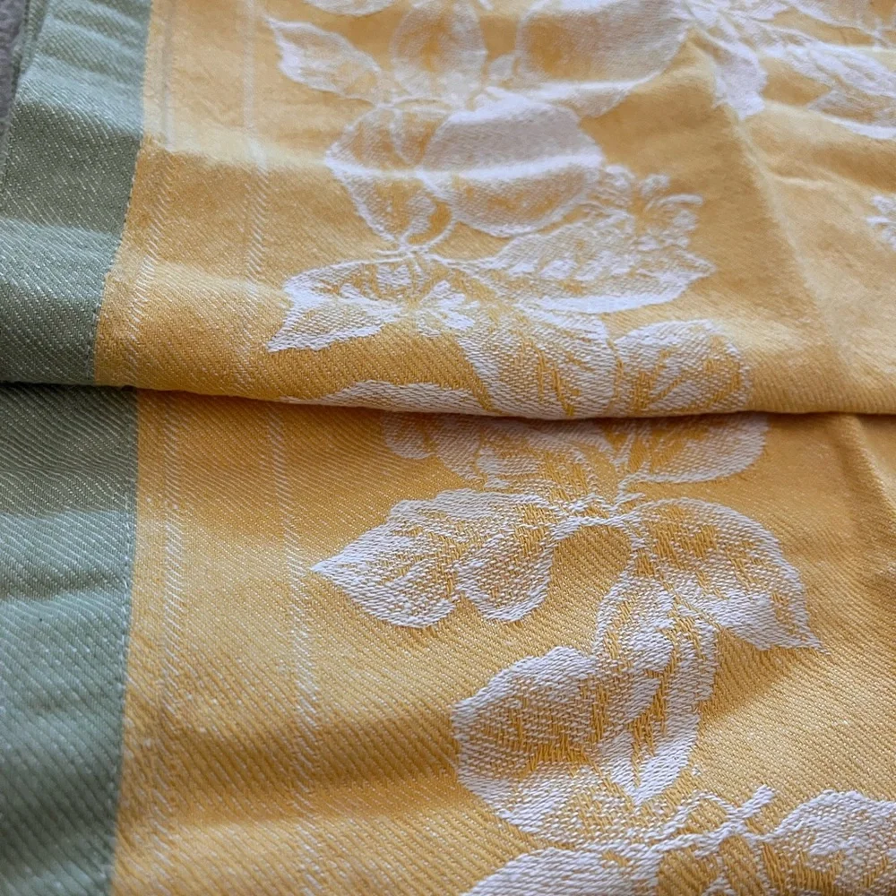 WILLIAMS SONOMA Jacquard Linen Runner Fruit Citrus Lemons Yellow Green 15x103